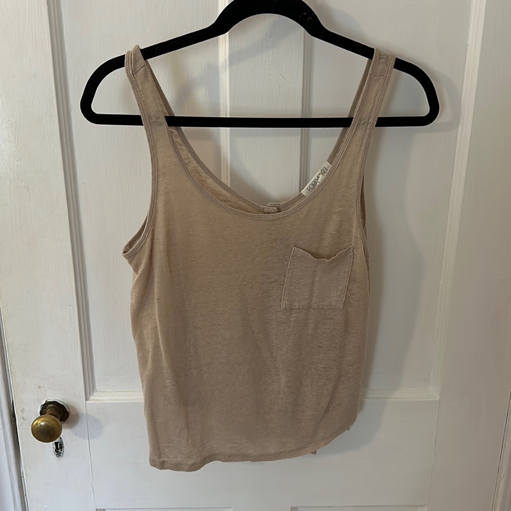 Forever 21 tan/beige cropped tank